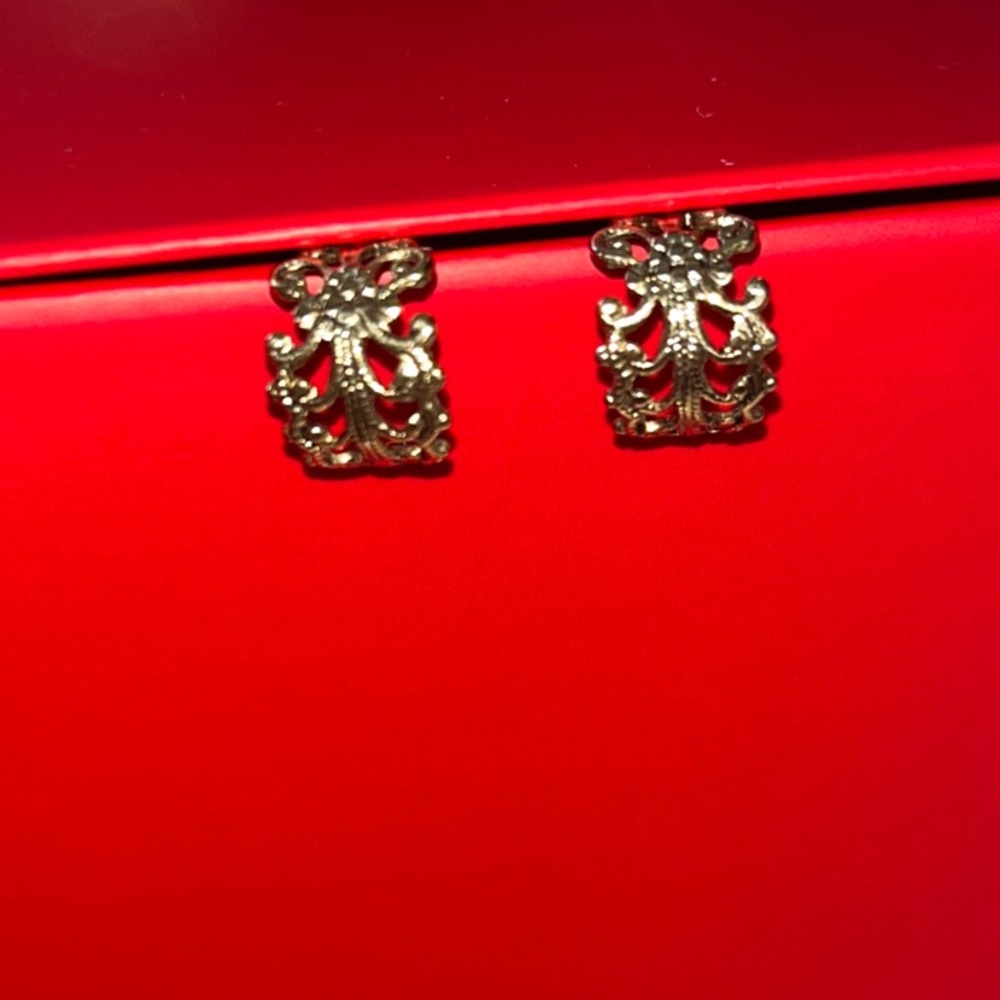 Elegant Gold-Tone Cluster Earrings, vintage, 90’s - Picture 5 of 5